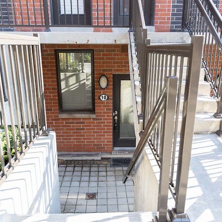 Beautiful Townhouse Near Yorkdale Mall, Wilson Subway Apartman Toronto Kültér fotó
