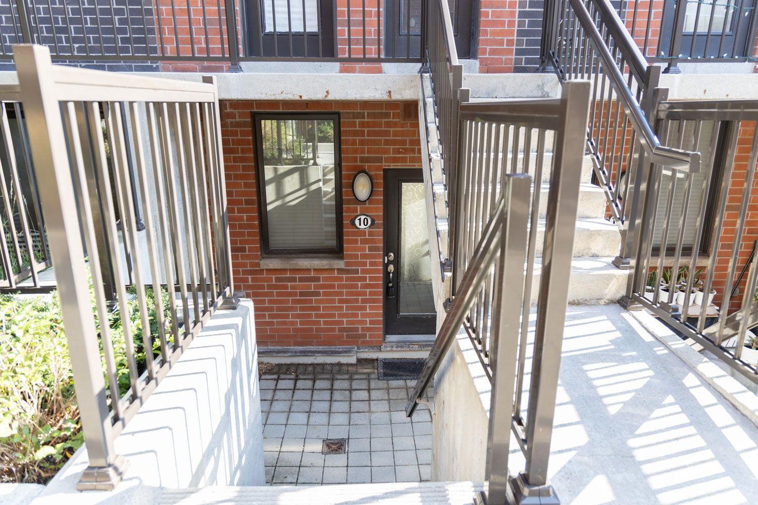 Beautiful Townhouse Near Yorkdale Mall, Wilson Subway Apartman Toronto Kültér fotó