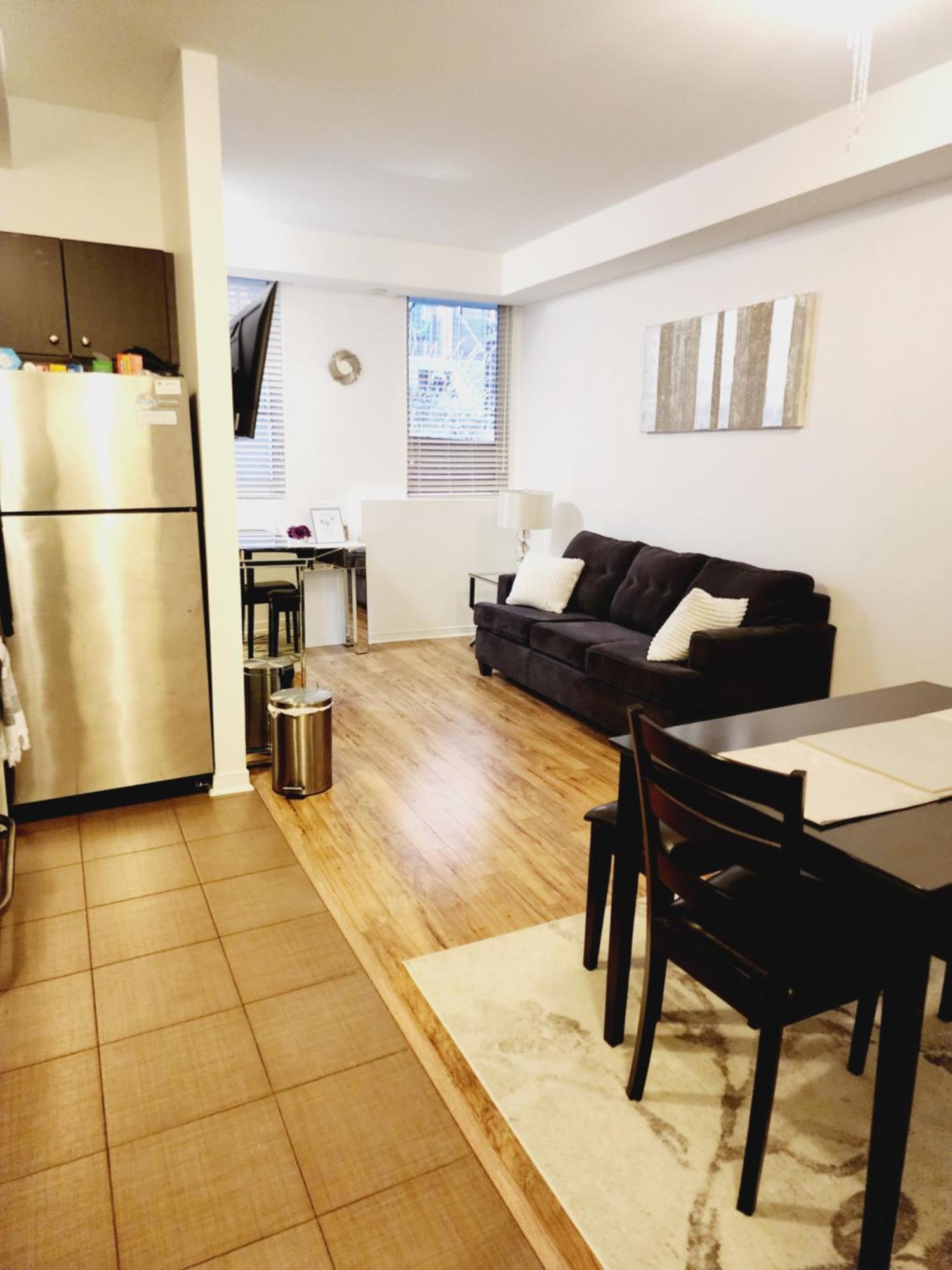 Beautiful Townhouse Near Yorkdale Mall, Wilson Subway Apartman Toronto Kültér fotó